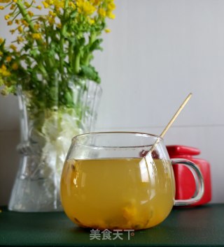 蜂蜜百香果菊花茶的做法