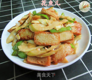 青椒鱼豆腐炒春笋的做法