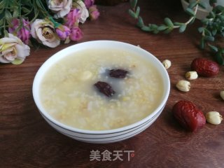 红枣燕麦莲子二米粥的做法