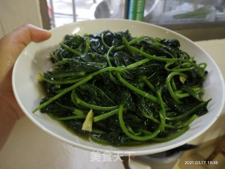 清炒番薯叶的做法