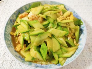 西葫芦鸡蛋炒虾仁的做法