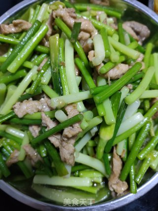 蒜苔肉丝的做法