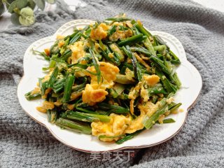 野蒜炒鸡蛋的做法