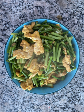 蒜薹炒鸡蛋的做法