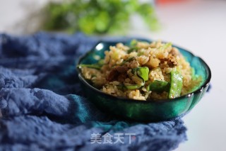 芹菜荷兰豆肉片炒饭的做法
