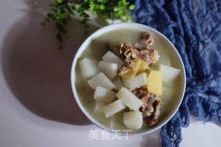 筒骨萝卜汤的做法