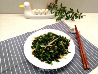 螺狮这样做不用“嘬”～韭菜炒螺狮肉的做法