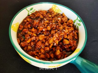 肉丁鸡蛋杏鲍菇酱的做法