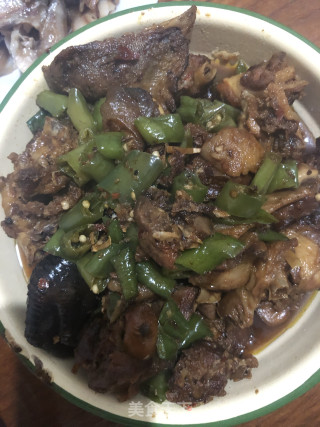 青椒烧鸡的做法