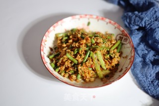 豆角芹菜鸡肉丁炒饭
