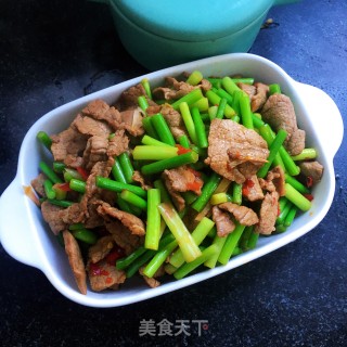 蒜苔炒牛肉的做法
