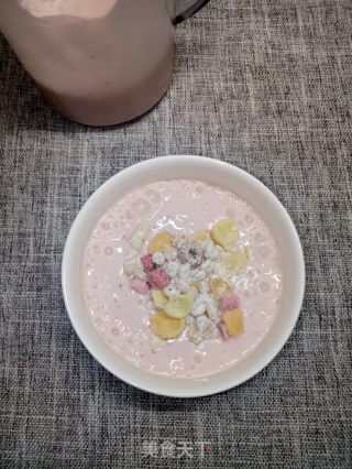 草莓酸奶早餐麦的做法