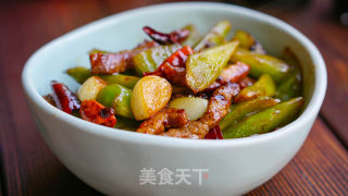 莴笋炒牛肉的做法