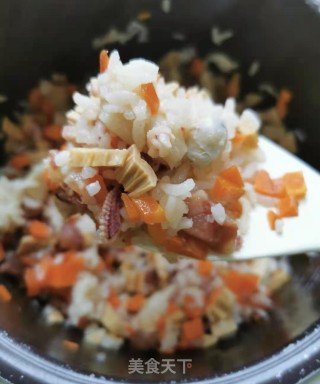 鱿鱼须腊肠饭的做法