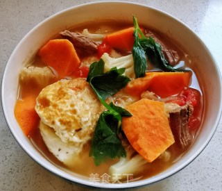 牛肉鸡蛋蔬菜汤的做法