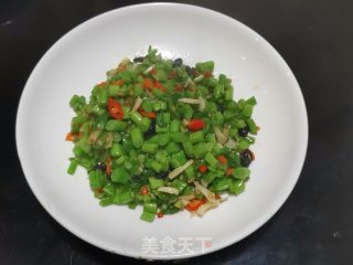 豆豉辣椒炒东苋菜杆的做法