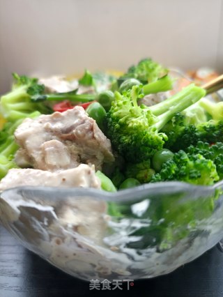 猪肉豌豆西兰花沙拉