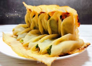 韭菜鲜肉锅贴的做法