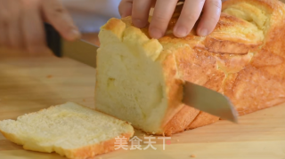香甜柔软的椰蓉吐司，每一口都能吃到超多的椰蓉馅料！的做法