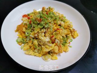 小笋炒蛋的做法