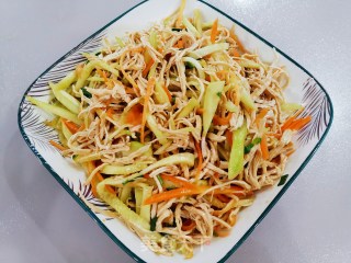 凉拌鸡丝的做法