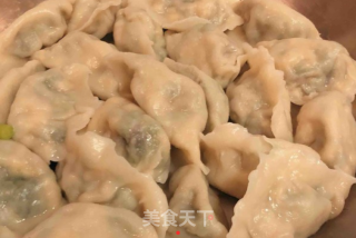 韭菜海参饺子的做法