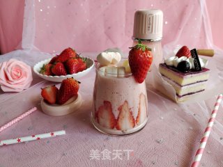 草莓思慕雪的做法