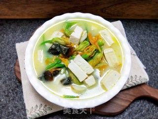 豆腐南瓜花汤的做法