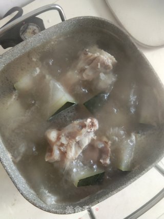 大筒骨冬瓜煲汤的做法