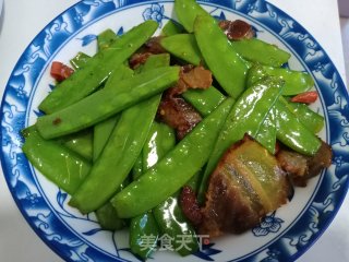 河南豆炒腊肉的做法