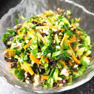 “清淡美食”木耳炒养心菜