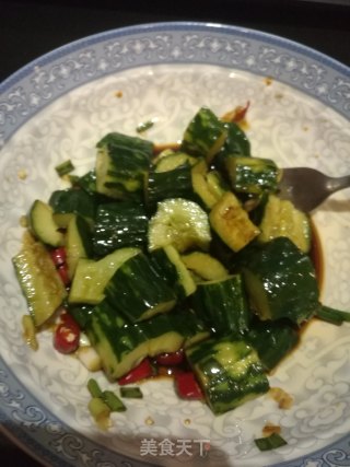 刀拍黄瓜的做法