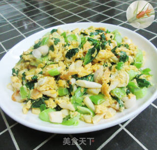 海鲜菇菜芯炒鸭蛋的做法