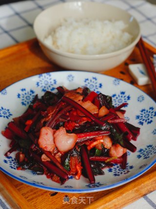 红甜菜叶炒肉的做法