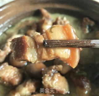 鹌鹑蛋烧五花肉的做法