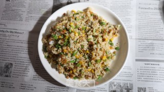 豆角肉丁玉米油面筋炒饭