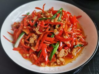 红辣椒炒肉丝的做法