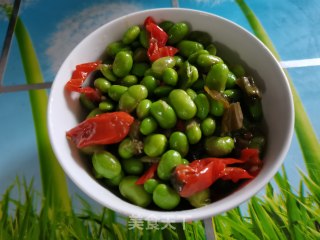 辣椒炒毛豆的做法