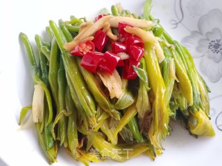 清炒黄花菜的做法