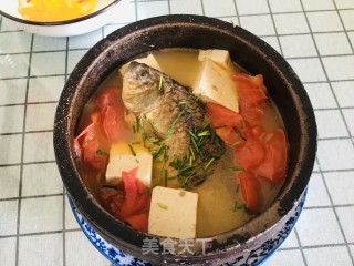 砂锅鲫鱼炖豆腐的做法