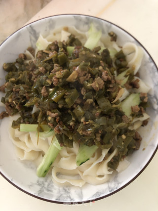 烂肉青椒盖浇面的做法