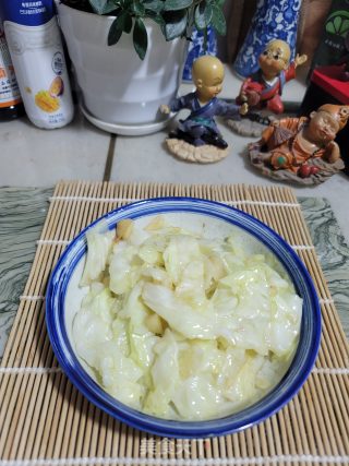 清炒手撕包菜的做法
