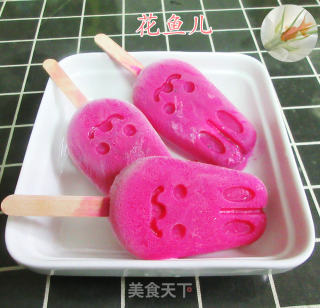 牛奶火龙果棒冰的做法