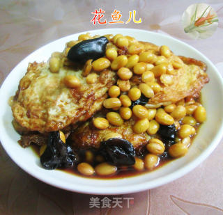 黑木耳黄豆烧鸡蛋的做法