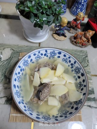 猪骨马蹄笋汤的做法