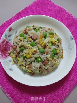五彩蛋炒饭的做法
