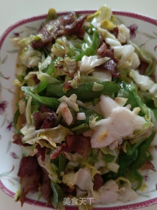 五花肉炒白菜的做法