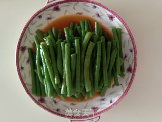 凉拌嫩豇豆的做法
