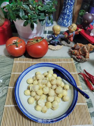 炼奶拌冰莲子的做法