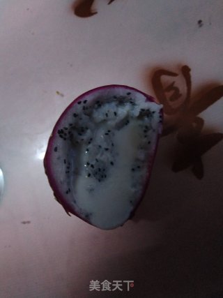 牛奶火龙果的做法